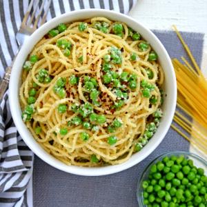 1 meal Spaghetti with Peas & Carrots