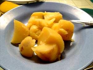 1 Medium (2-1/4" To 3" Dia, Raw) Baked Potato (Peel Eaten)