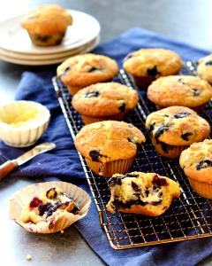 1 Medium Blueberry Muffins
