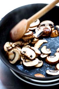 1 Medium Cooked Mushrooms