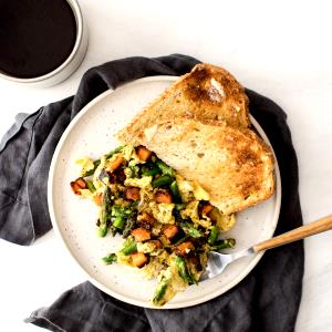 1 Medium Egg Omelet or Scrambled Egg with Dark-Green Vegetables