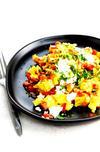 1 Medium Egg Omelet or Scrambled Egg with Peppers, Onion and Ham