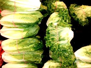 1 Medium Head (6" Dia) Lettuce