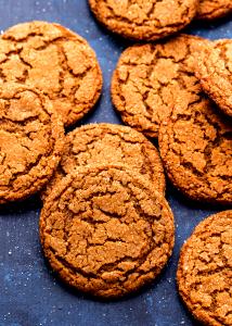 1 Medium Molasses Cookies