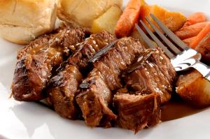 1 Medium Slice (approx 4-1/2" X 2-1/2" X 1/4") Braised or Boiled Beef Pot Roast