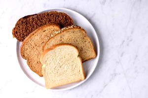 1 Medium Slice Toasted Low Gluten Bread