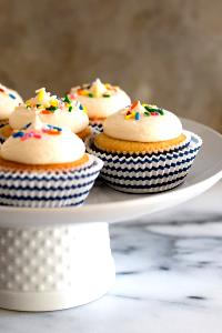 1 Mini Cupcake with Icing or Filling (Not Chocolate)