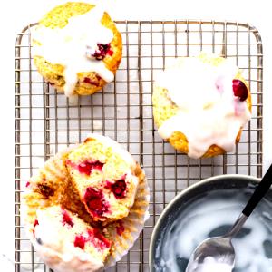 1 muffin (100 g) Cranberry Lemon Muffin