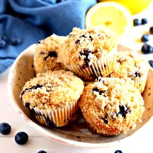 1 muffin (121 g) Blueberry Streusel Muffin