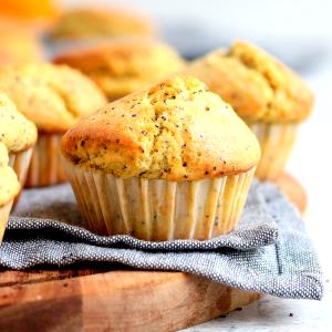 1 muffin (128 g) Poppyseed Muffin