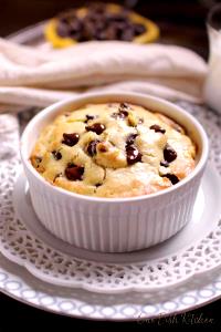 1 muffin (5.5 oz) Chocolate Chip Muffin