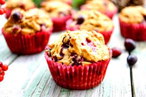 1 muffin (85 g) Whole Wheat Cranberry Walnut Muffin