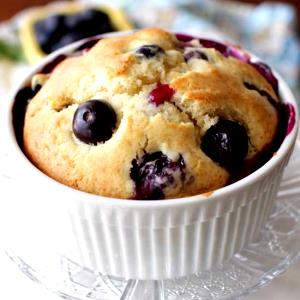 1 muffin (99 g) Blueberry Muffin