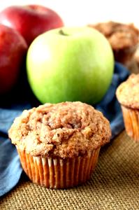 1 muffin Apple Cinnamon Muffin