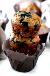 1 muffin Blueberry Banana Muffin