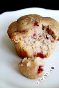 1 Muffin Strawberry Sensation Muffin