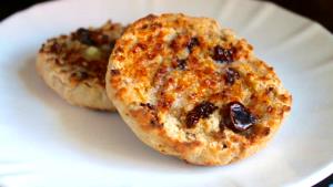 1 Muffin Toasted English Muffin with Raisins