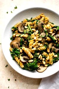1 mushroom (54 g) Spinach & Artichoke Parmesan Stuffed Portabellas