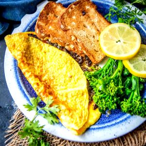 1 omelet (367 g) The Works Omelet