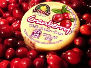 1 oz (28 g) Cranberry White Cheddar Cheese