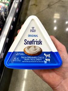 1 oz (28 g) Fresh Spreadable Cream Cheese