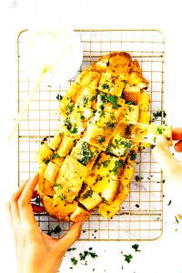 1 oz (28 g) Garlic Bread Cheese