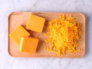 1 oz (30 g) Low Fat Cheddar Cheese