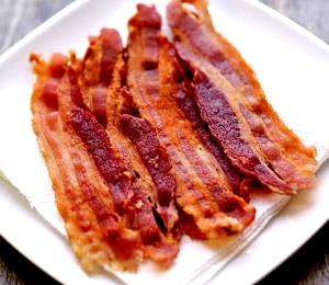 1 Oz Bacon (Cured, Microwaved, Cooked)