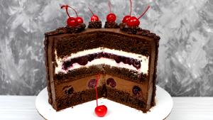 1 Oz Black Forest (Chocolate-Cherry) Cake