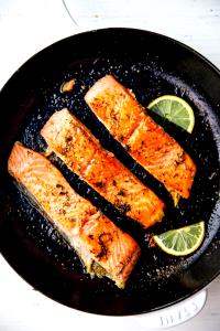 1 Oz Boneless Baked or Broiled Salmon (No Salt Added)