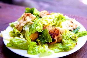 1 Oz Caesar Salad with Romaine