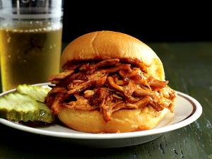 1 Oz Chicken Barbecue Sandwich