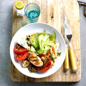 1 Oz Chicken or Turkey Garden Salad (Chicken and/or Turkey, Tomato and/or Carrots, Other Vegetables)