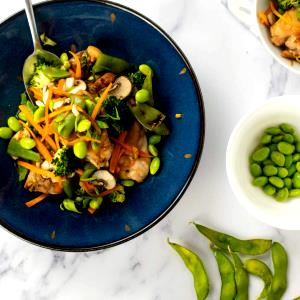 1 Oz Chicken or Turkey, Rice and Vegetables in Soy-Based Sauce (Including Carrots, Broccoli, and/or Dark-Green Leafy, Mixture)
