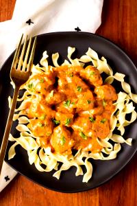1 Oz Chicken Paprikash