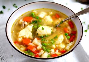 1 Oz Chicken Soup with Dumplings and Potatoes