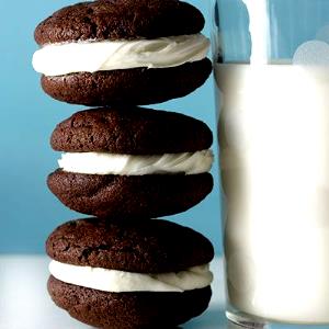 1 Oz Chocolate Sandwich Cookies (with Creme Filling)