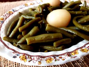 1 Oz Cooked Green Beans and Potatoes (Fat Not Added in Cooking)