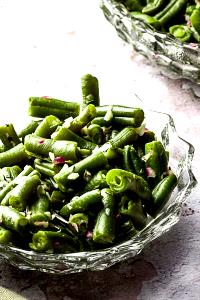 1 Oz Cooked Green Beans with Spaetzel (Fat Not Added in Cooking)