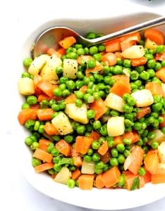 1 Oz Cooked Peas and Carrots (Fat Added in Cooking)