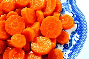 1 Oz Creamed Cooked Carrots (from Canned)