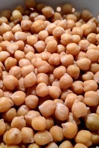 1 Oz Dry, Yield After Cooking Cooked Dry Cowpeas (Fat Added in Cooking)