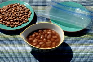 1 Oz Dry, Yield After Cooking Cooked Dry Pink Beans (Fat Not Added in Cooking)