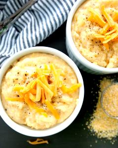 1 Oz, Dry, Yields Grits with Cheese (Fat Added in Cooking)