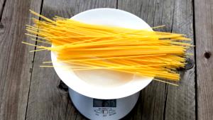 1 Oz, Dry, Yields Spaghetti (Fat Not Added in Cooking)