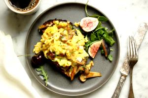 1 Oz Egg Omelet or Scrambled Egg with Mushrooms