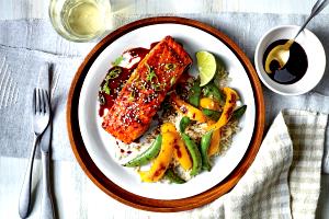 1 Oz Fish and Vegetables in Soy-Based Sauce (Mixture)