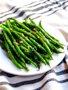 1 Oz Green Snap Beans (with Salt, Drained, Cooked, Boiled)