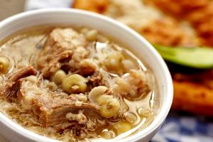 1 Oz Hominy with Mutton Stew (Navajo)