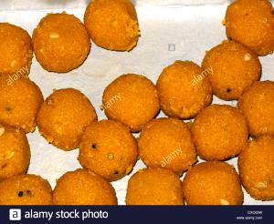 1 Oz Ladoo Round Ball (Asian-Indian Dessert)